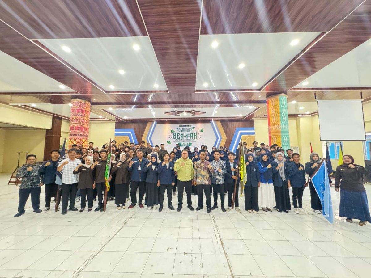 PELANTIKAN BADAN EXECUTIVE MAHASISWA (BEM) DAN ORGANISASI HIMPUNAN MAHASISWA PROGRAM STUDI, FAKULTAS SAINS DAN TEKNOLOGI UNIVERSITAS LABUHANBATU PERIODE TAHUN 2025-2026 BERLANGSUNG KHIDMAT